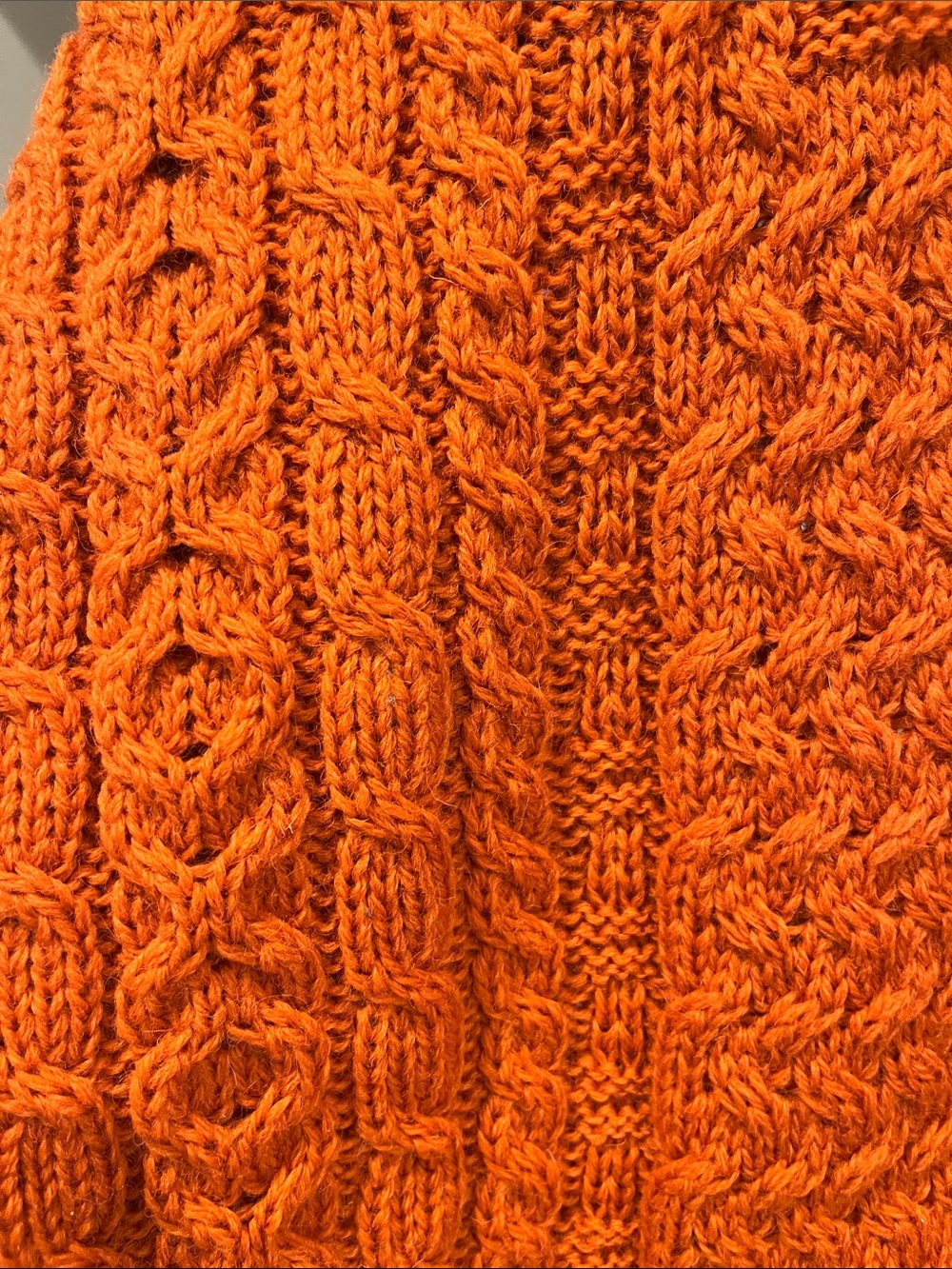 Carraig Donn NEW 100% Wool Cable knit Cardigan in Orange size Large NWT - Picture 6 of 12